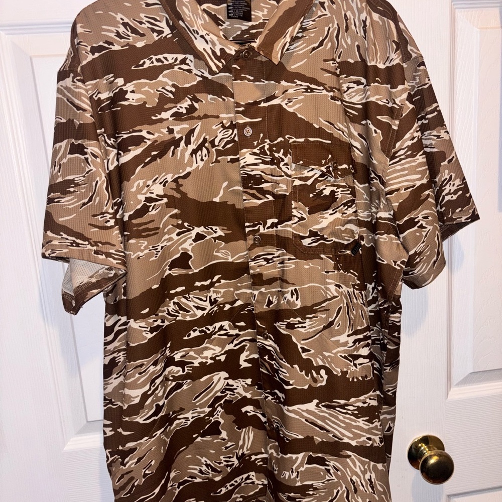 Men's XXL 5.11 Desert Tiger short sleeve Shirt